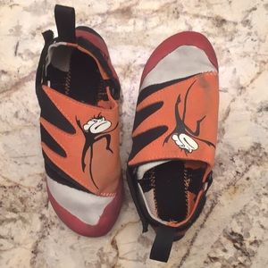 Size 4/EU 37 Climbing Shoes
